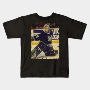 Jason Muzzatti, 1996 in Hartford Whalers (53 GP) Kids T-Shirt